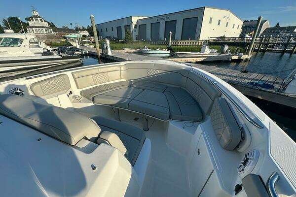 Pursuit  Yacht For Sale