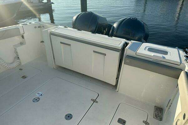 Pursuit  Yacht For Sale