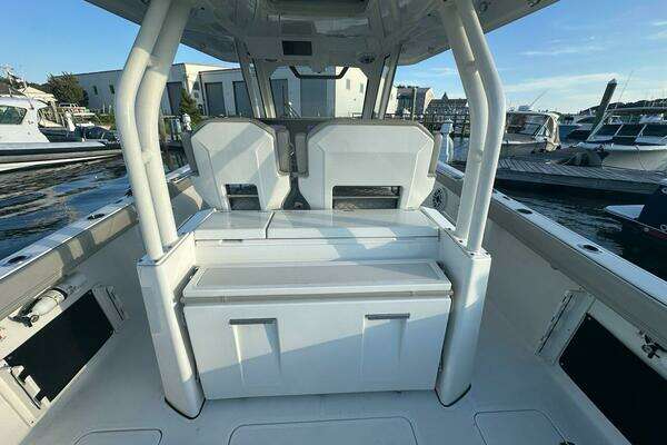 Pursuit  Yacht For Sale