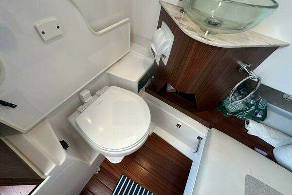Pursuit  Yacht For Sale