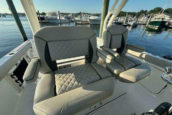 Pursuit  Yacht For Sale