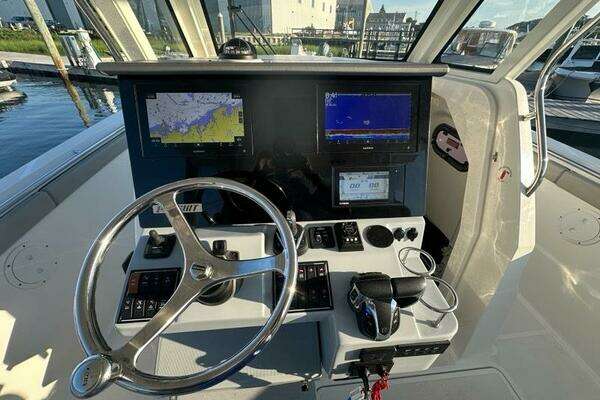 Pursuit  Yacht For Sale