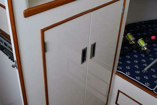 Rybovich Express Walkaround Yacht For Sale