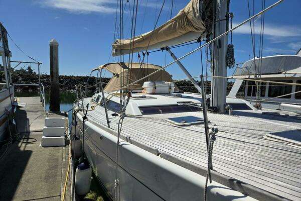 Dufour 525 Grand Large Yacht For Sale