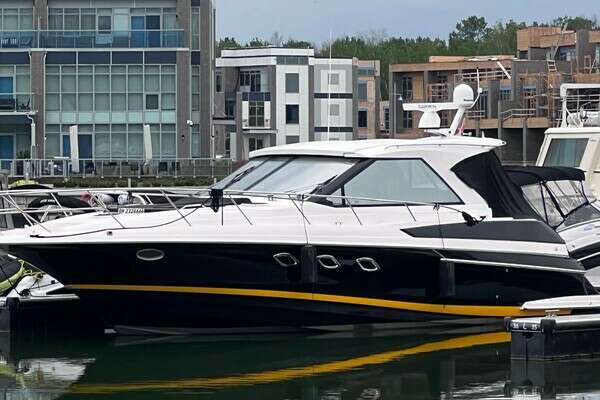44-ft-Regal-2010-Ontario Canada yacht for sale