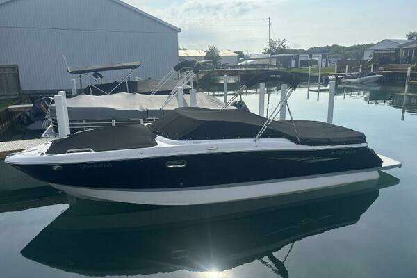 26-ft-Four Winns-2013-H260-Port Lambton Ontario Canada yacht for sale