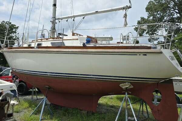 31-ft-Bristol-1984-31-Groote Beer III Severna Park Maryland United States  yacht for sale