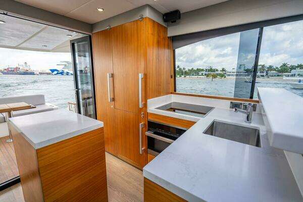 Maritimo X50 Yacht For Sale