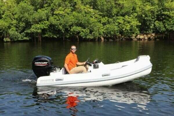 10-ft-Northstar-2022-Axis 3.4- Fort Lauderdale Florida United States  yacht for sale