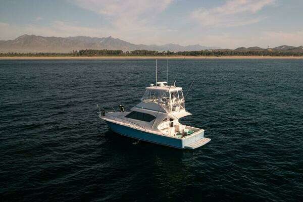 Riviera 40 Flybridge Yacht For Sale