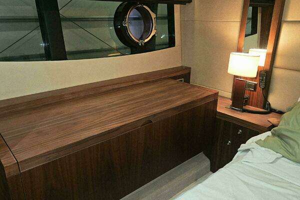 Sunseeker 53 Manhattan Yacht For Sale