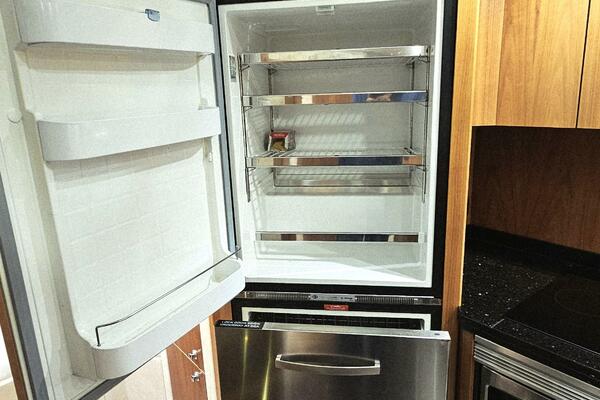 Far Niente 53ft Sunseeker Yacht For Sale