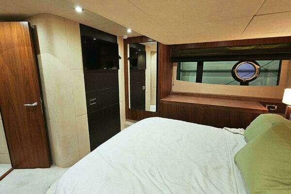 Sunseeker 53 Manhattan Yacht For Sale