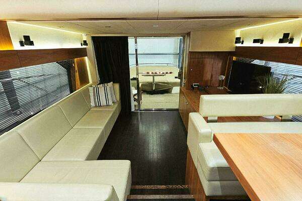 Sunseeker 53 Manhattan Yacht For Sale