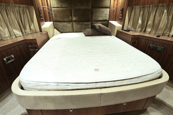 Far Niente 53ft Sunseeker Yacht For Sale