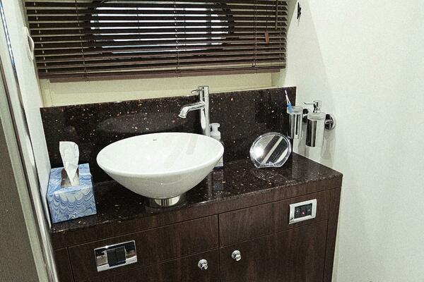 Far Niente 53ft Sunseeker Yacht For Sale