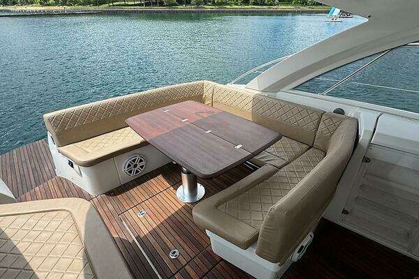 2013 Beneteau 38