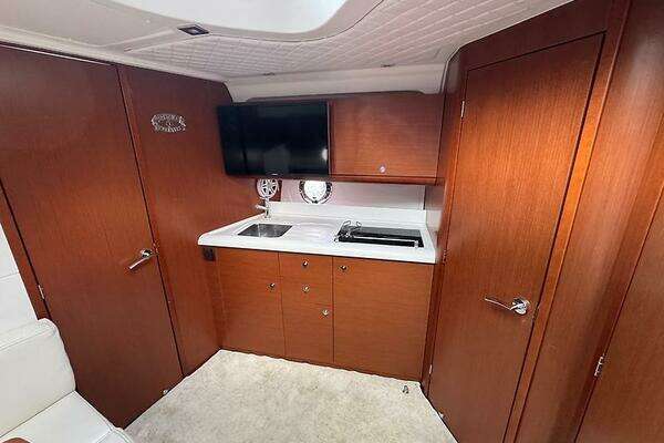2013 Beneteau 38