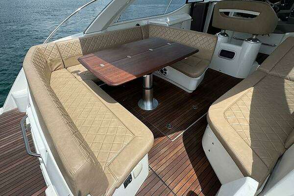 2013 Beneteau 38