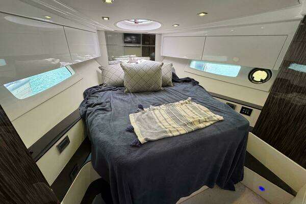 Schaefer 400 Yacht For Sale