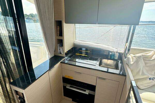 Prestige 420S Yacht For Sale