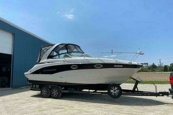 26-ft-Crownline-2023-264 CR- Cottam Ontario Canada  yacht for sale