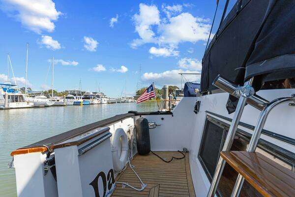 Ocean Alexander  Yacht For Sale