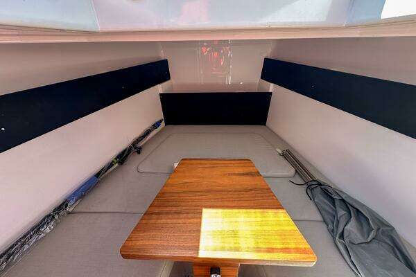 XO Boats EXPLR 10S Plus Yacht For Sale