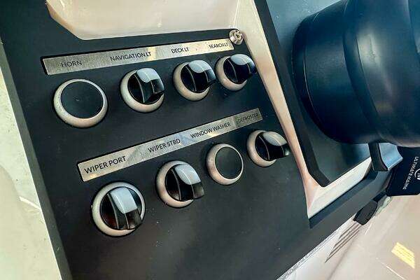 XO Boats EXPLR 10S Plus Yacht For Sale