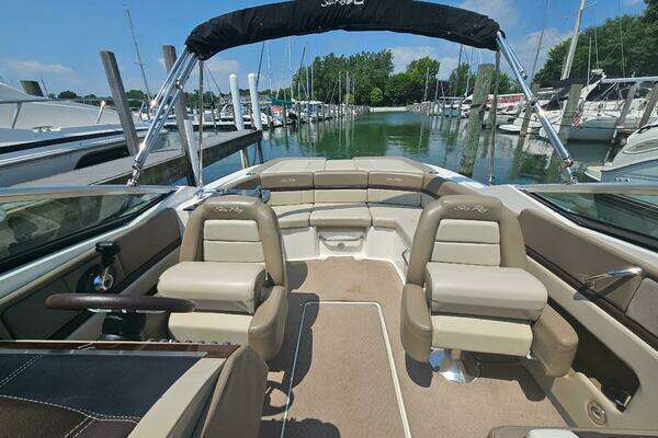2012 Sea Ray 25