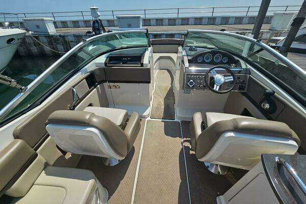 2012 Sea Ray 25
