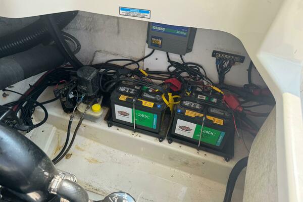 27ft Sea Ray Yacht For Sale