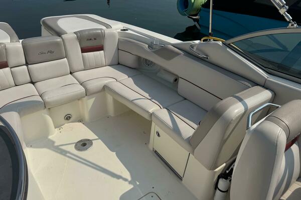 27ft Sea Ray Yacht For Sale