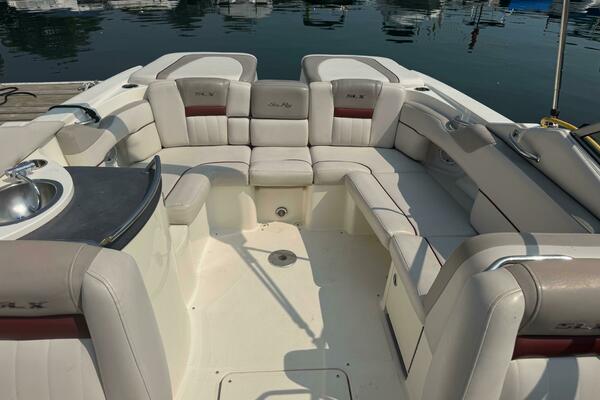 27ft Sea Ray Yacht For Sale