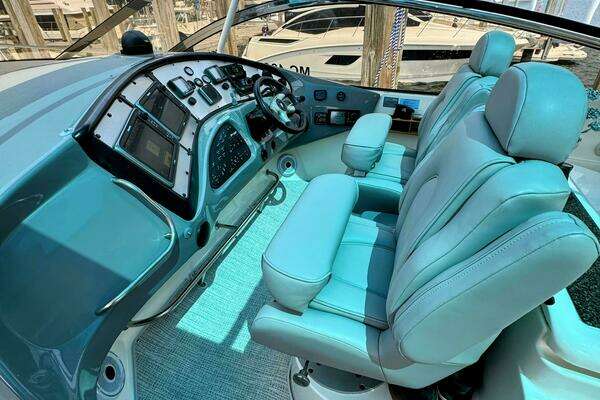 Cruisers Yachts 540 Express Yacht For Sale