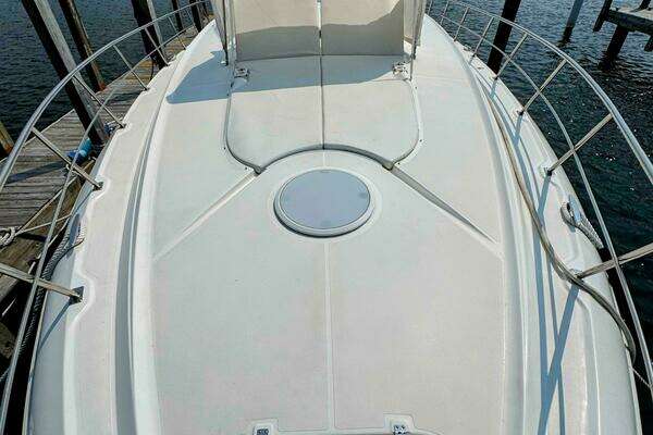 Cruisers Yachts 540 Express Yacht For Sale