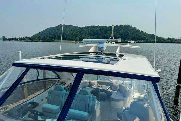 Cruisers Yachts 540 Express Yacht For Sale