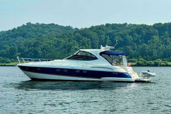 54-ft-Cruisers Yachts-2005-540 Express- Frankfort Michigan United States  yacht for sale
