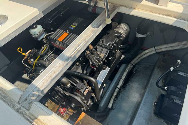 27ft Sea Ray Yacht For Sale