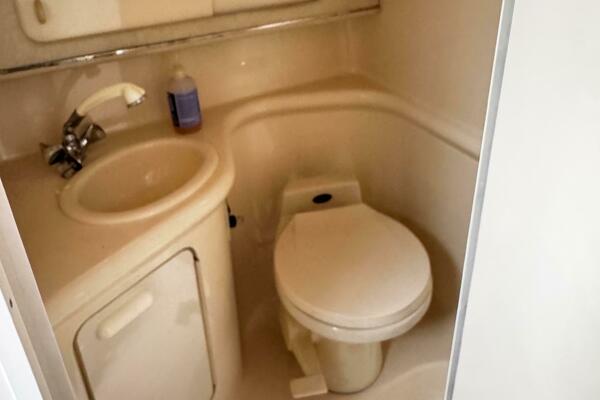 27ft Sea Ray Yacht For Sale