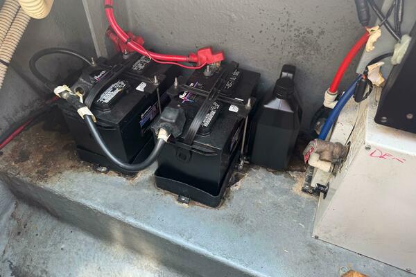 27ft Sea Ray Yacht For Sale