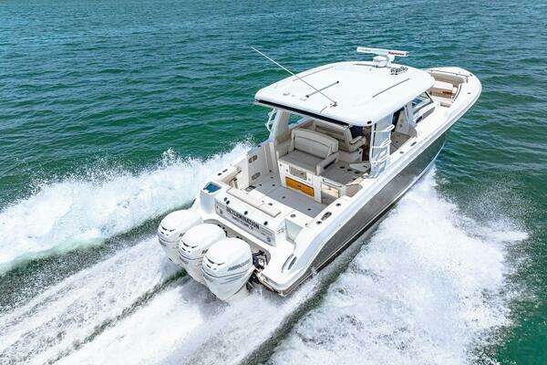 Boston Whaler 350 Realm Yacht For Sale