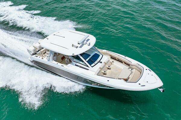 Boston Whaler 350 Realm Yacht For Sale