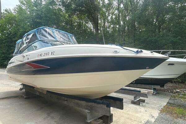 Photo of the 2007 Maxum 2400 SC3