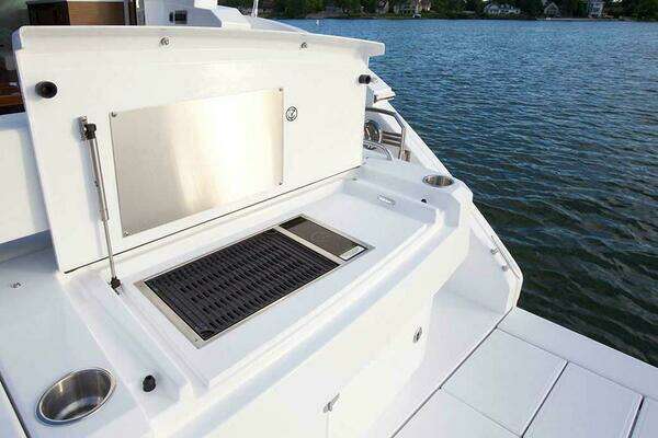 Cruisers Yachts 46 Cantius Yacht For Sale