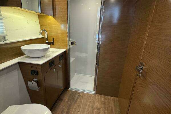 Cruisers Yachts 46 Cantius Yacht For Sale