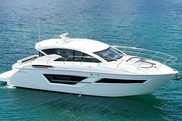 Cruisers Yachts 46 Cantius Yacht For Sale