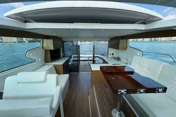 Cruisers Yachts 46 Cantius Yacht For Sale