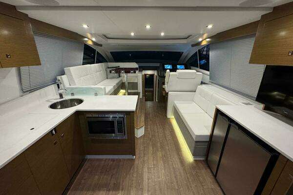 Cruisers Yachts 46 Cantius Yacht For Sale