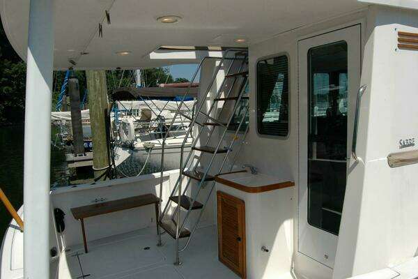 Sabre 36 Flybridge Sedan Yacht For Sale